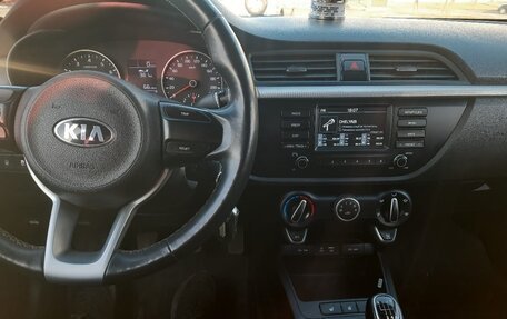 KIA Rio IV, 2018 год, 1 177 000 рублей, 17 фотография