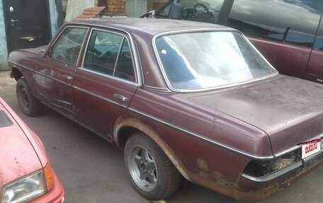 Mercedes-Benz W123, 1984 год, 100 000 рублей, 3 фотография