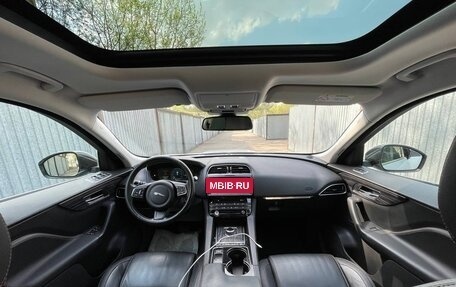 Jaguar F-Pace, 2016 год, 2 499 000 рублей, 24 фотография