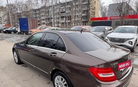 Mercedes-Benz C-Класс, 2012 год, 1 180 000 рублей, 4 фотография