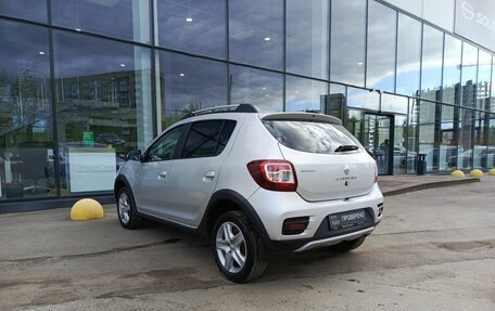 Renault Sandero II рестайлинг, 2017 год, 967 000 рублей, 8 фотография