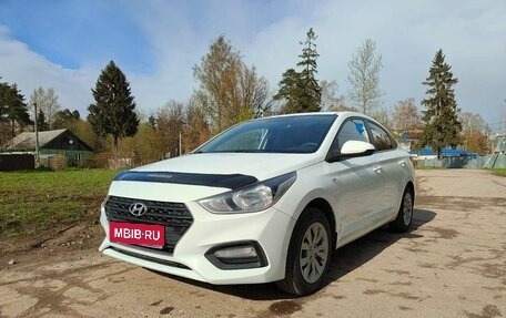 Hyundai Solaris II рестайлинг, 2019 год, 1 335 000 рублей, 1 фотография