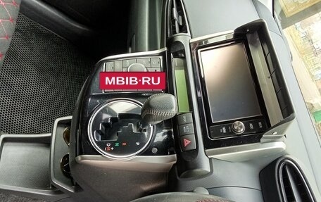 Toyota Wish II, 2017 год, 2 170 000 рублей, 6 фотография