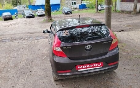 Hyundai Solaris II рестайлинг, 2016 год, 800 000 рублей, 6 фотография