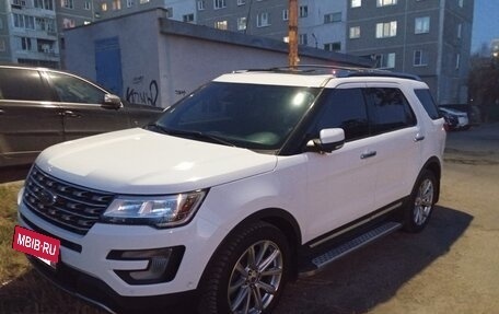 Ford Explorer VI, 2017 год, 3 400 000 рублей, 4 фотография