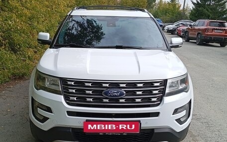 Ford Explorer VI, 2017 год, 3 400 000 рублей, 3 фотография