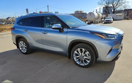 Toyota Highlander, 2020 год, 4 500 000 рублей, 5 фотография