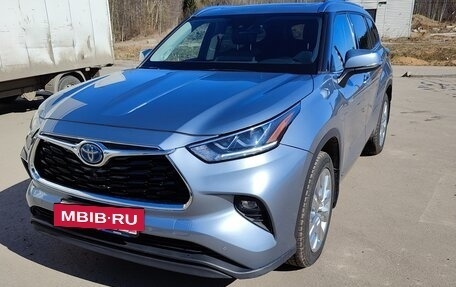 Toyota Highlander, 2020 год, 4 500 000 рублей, 2 фотография