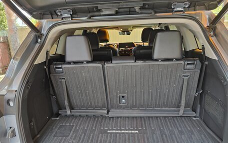 Toyota Highlander, 2020 год, 4 500 000 рублей, 20 фотография