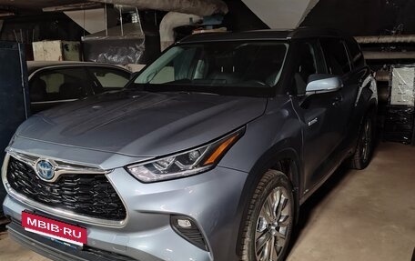 Toyota Highlander, 2020 год, 4 500 000 рублей, 39 фотография