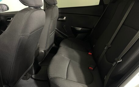KIA Rio III рестайлинг, 2017 год, 997 000 рублей, 28 фотография
