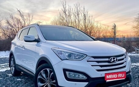 Hyundai Santa Fe III рестайлинг, 2013 год, 2 000 000 рублей, 2 фотография