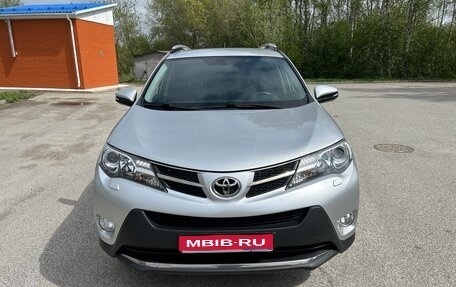 Toyota RAV4, 2014 год, 2 390 000 рублей, 1 фотография
