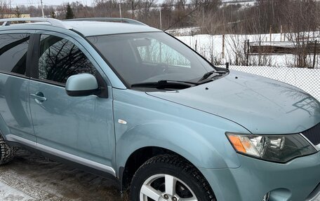 Mitsubishi Outlander III рестайлинг 3, 2008 год, 970 000 рублей, 7 фотография