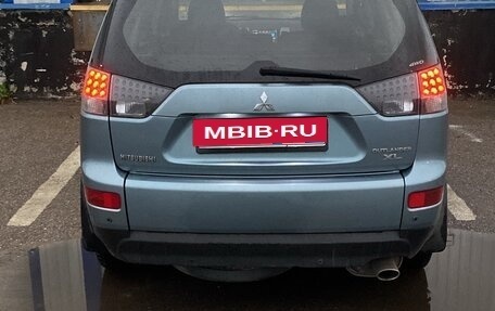 Mitsubishi Outlander III рестайлинг 3, 2008 год, 970 000 рублей, 3 фотография
