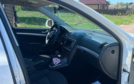 Skoda Octavia, 2011 год, 750 000 рублей, 5 фотография