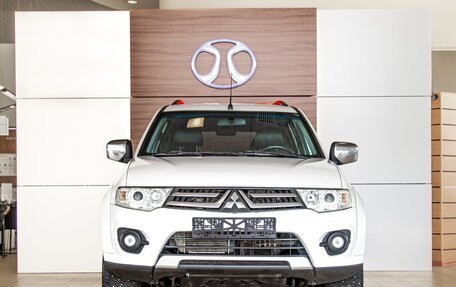 Mitsubishi Pajero Sport II рестайлинг, 2013 год, 1 545 000 рублей, 2 фотография