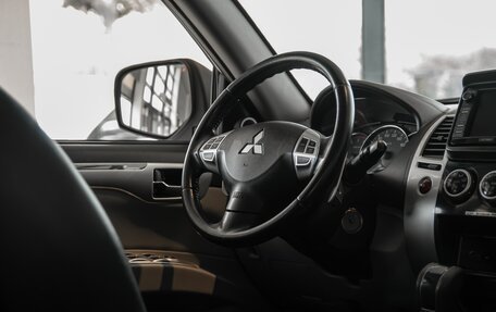 Mitsubishi Pajero Sport II рестайлинг, 2013 год, 1 545 000 рублей, 13 фотография