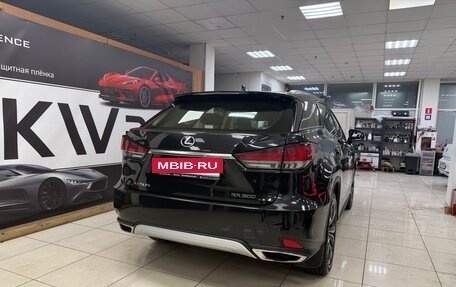 Lexus RX IV рестайлинг, 2020 год, 4 700 000 рублей, 3 фотография