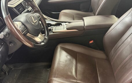 Lexus RX IV рестайлинг, 2020 год, 4 700 000 рублей, 14 фотография