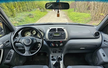 Toyota RAV4, 2003 год, 820 000 рублей, 12 фотография