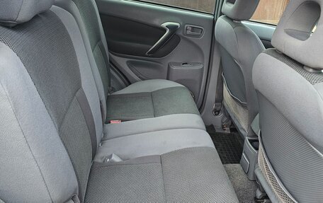 Toyota RAV4, 2003 год, 820 000 рублей, 16 фотография