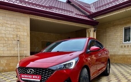 Hyundai Solaris II рестайлинг, 2020 год, 1 850 000 рублей, 4 фотография