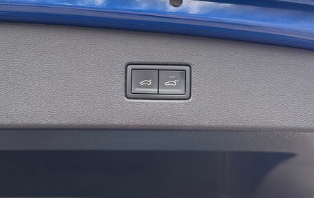 Volkswagen Tiguan II, 2020 год, 2 699 000 рублей, 9 фотография
