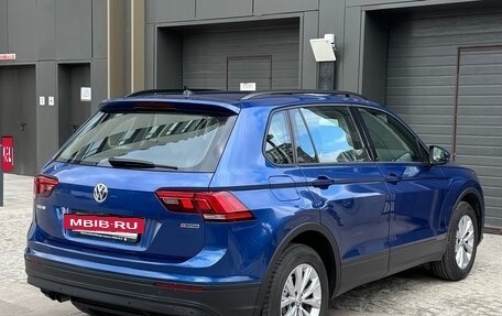Volkswagen Tiguan II, 2020 год, 2 699 000 рублей, 3 фотография