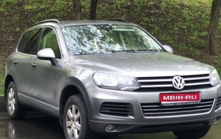 Volkswagen Touareg III, 2011 год, 1 850 000 рублей, 1 фотография