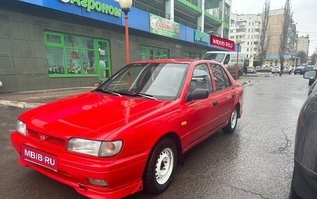 Nissan Sunny N14, 1993 год, 205 000 рублей, 1 фотография