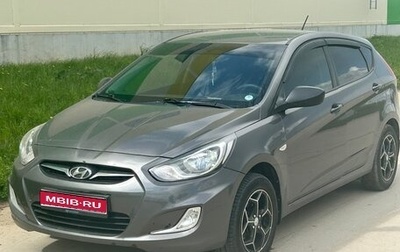 Hyundai Solaris II рестайлинг, 2013 год, 790 000 рублей, 1 фотография