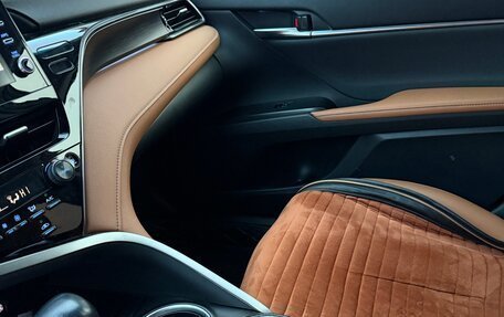 Toyota Camry, 2022 год, 3 749 000 рублей, 19 фотография