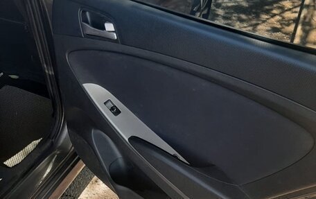 Hyundai Solaris II рестайлинг, 2014 год, 650 000 рублей, 8 фотография