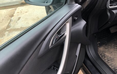Opel Astra J, 2011 год, 630 000 рублей, 7 фотография
