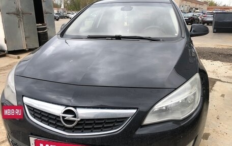 Opel Astra J, 2011 год, 630 000 рублей, 6 фотография