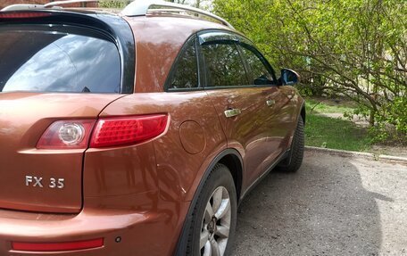 Infiniti FX I, 2004 год, 740 000 рублей, 3 фотография