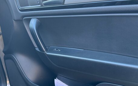 Volkswagen Touareg III, 2011 год, 1 850 000 рублей, 6 фотография