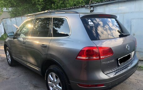 Volkswagen Touareg III, 2011 год, 1 850 000 рублей, 17 фотография