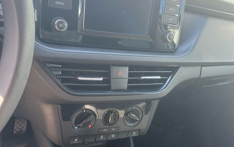 Skoda Rapid II, 2021 год, 1 410 000 рублей, 11 фотография