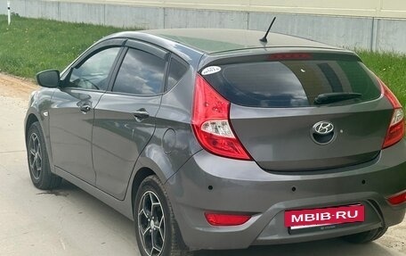 Hyundai Solaris II рестайлинг, 2013 год, 790 000 рублей, 4 фотография