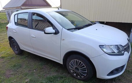 Renault Sandero II рестайлинг, 2017 год, 900 000 рублей, 8 фотография