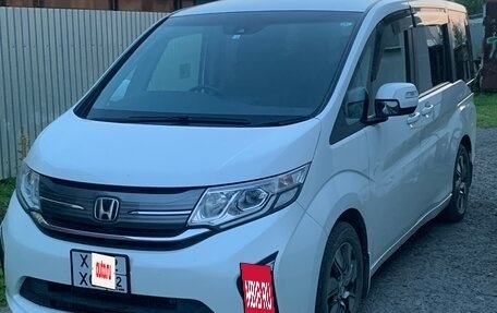 Honda Stepwgn IV, 2016 год, 2 100 000 рублей, 3 фотография