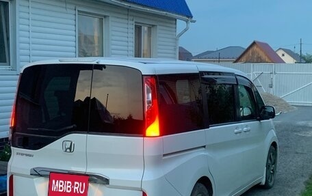 Honda Stepwgn IV, 2016 год, 2 100 000 рублей, 4 фотография