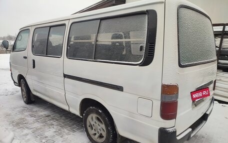Toyota HiAce H100, 2003 год, 495 000 рублей, 4 фотография