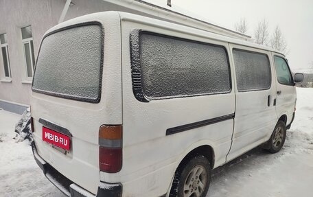 Toyota HiAce H100, 2003 год, 495 000 рублей, 5 фотография