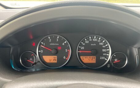 Nissan Pathfinder, 2007 год, 900 000 рублей, 16 фотография