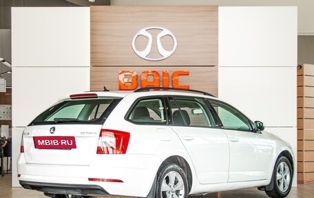 Skoda Octavia, 2018 год, 1 355 000 рублей, 6 фотография