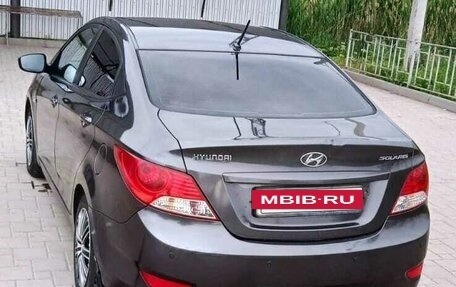 Hyundai Solaris II рестайлинг, 2012 год, 620 000 рублей, 4 фотография