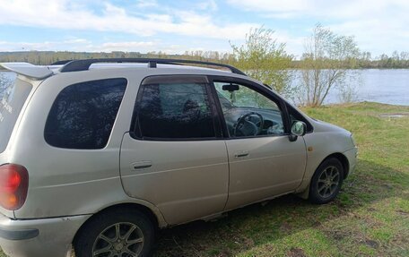 Toyota Corolla Spacio II, 1997 год, 370 000 рублей, 2 фотография
